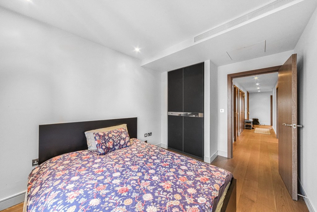 2 bedrooms apartments/flats for sale in Parr's Way, Fulham - W6 view 12