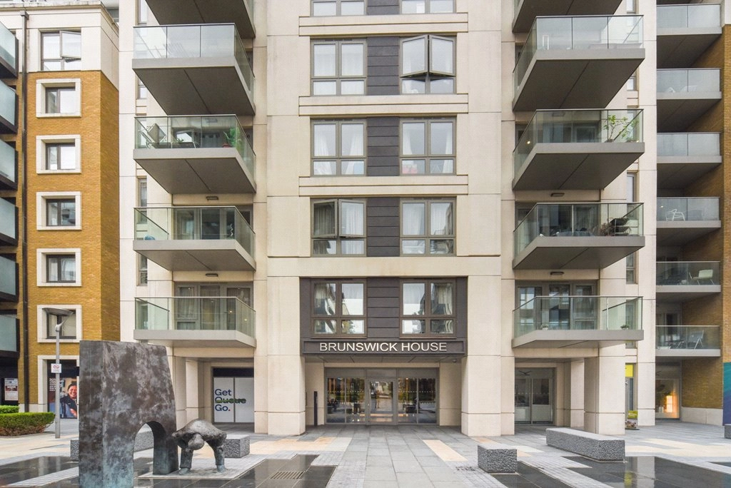 2 bedrooms apartments/flats for sale in Parr's Way, Fulham - W6 view 8