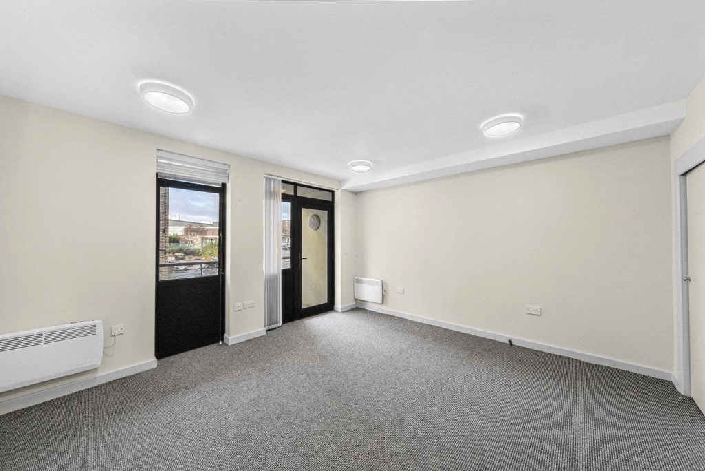 2 bedrooms apartments/flats for sale in Cornell Square, Battersea - SW8 view 4