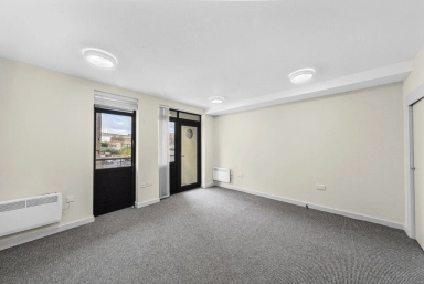 Cornell Square, Battersea - SW8 view 4