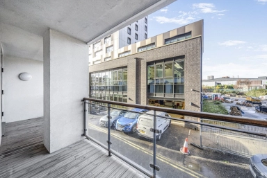 Cornell Square, Battersea - SW8 view 14