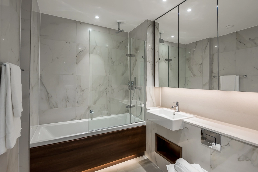 2 bedrooms apartments/flats for sale in Central Avenue, Fulham - SW6 view 7