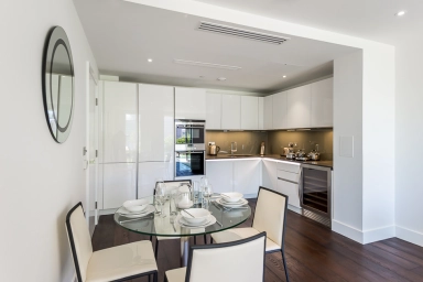 Central Avenue, Fulham - SW6 view 4