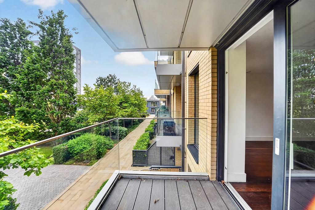 2 bedrooms apartments/flats for sale in Central Avenue, Fulham - SW6 view 16