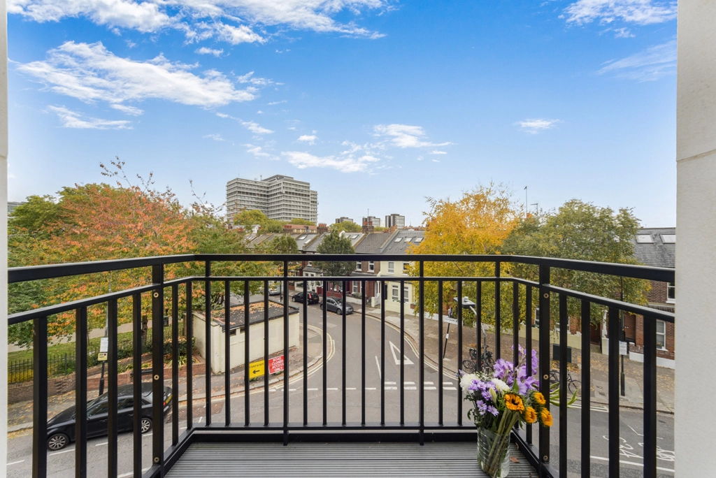 2 bedrooms apartments/flats for sale in Tierney Lane, Hammersmith - W6 view 8