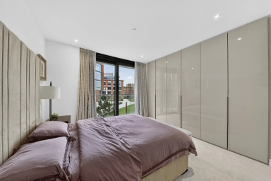 Parr's Way, Hammersmith - W6 view 4