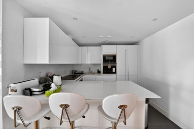 Juniper Drive, Wandsworth - SW18 view 12