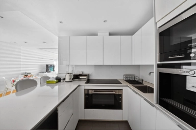 Juniper Drive, Wandsworth - SW18 view 3