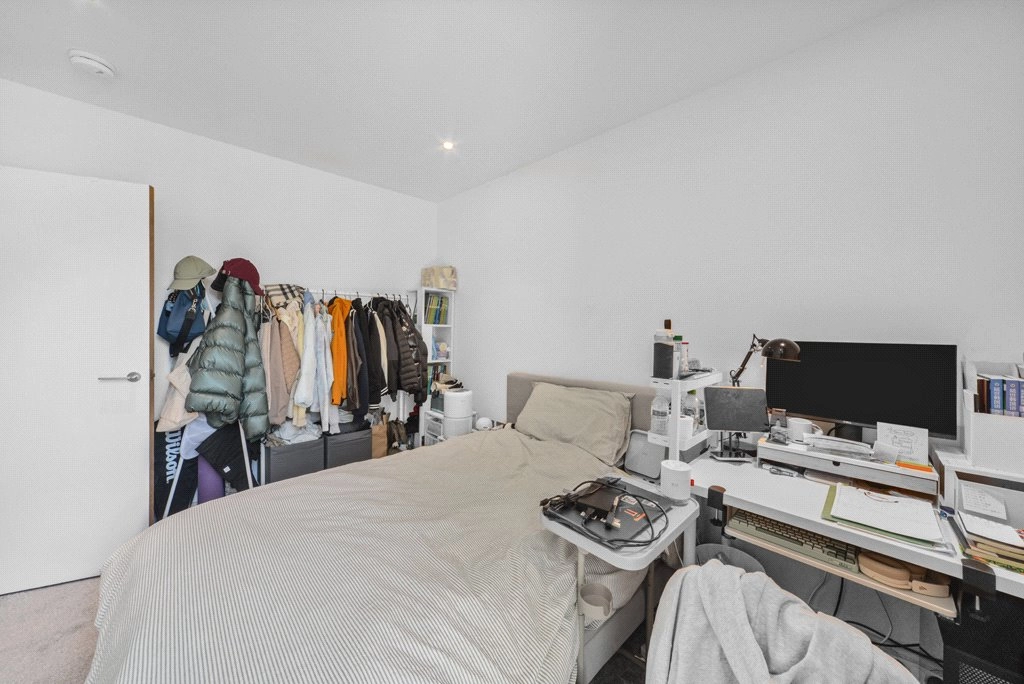 2 bedrooms apartments/flats for sale in Wandsworth Road, Nine Elms - SW8 view 12