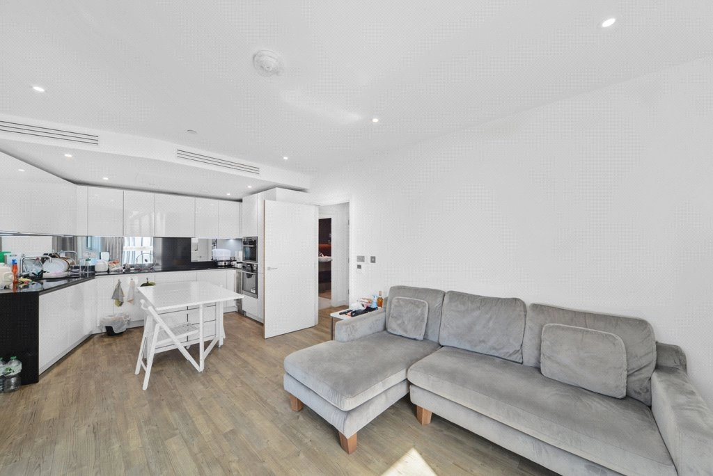 2 bedrooms apartments/flats for sale in Wandsworth Road, Nine Elms - SW8 view 9