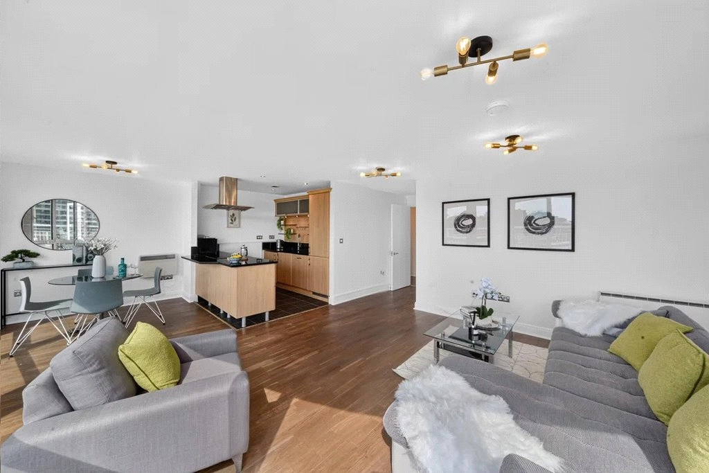 2 bedrooms apartments/flats for sale in Lombard Road, Clapham Junction - SW11 view 11