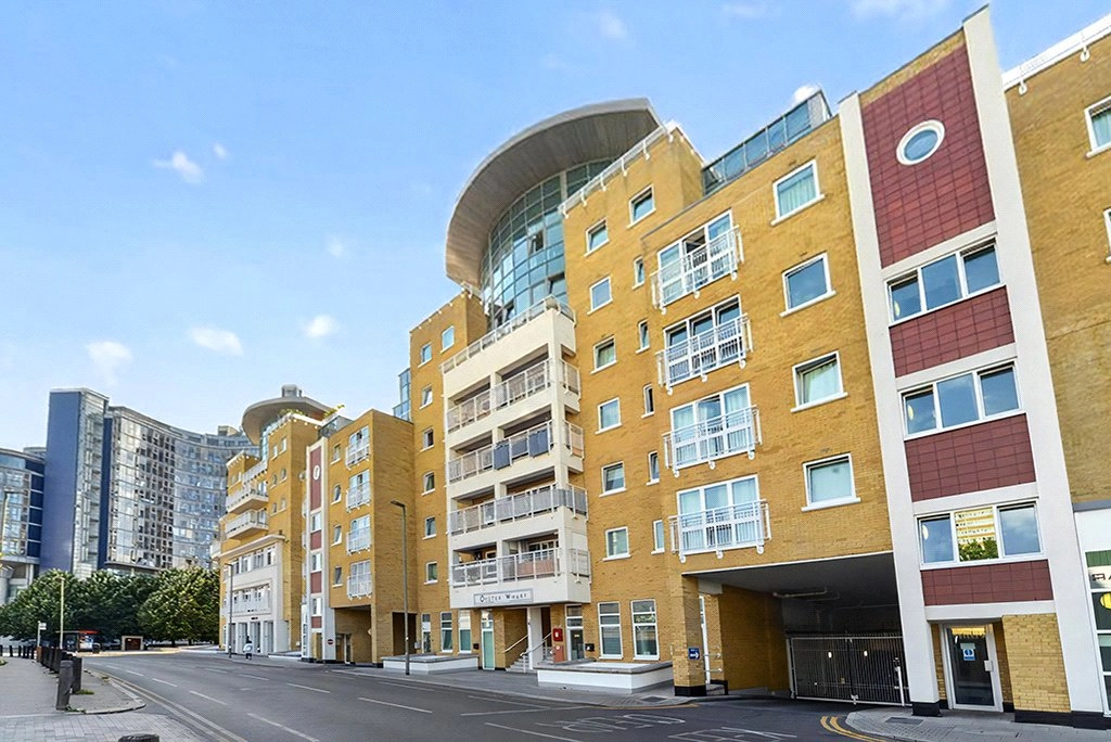2 bedrooms apartments/flats for sale in Lombard Road, Clapham Junction - SW11 view 18