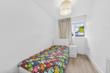 Waters Road, Kingston upon Thames - KT1 view 10