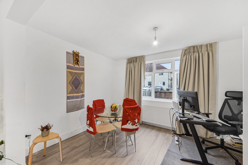 3 bedrooms houses for sale in Waters Road, Kingston upon Thames - KT1 view 9