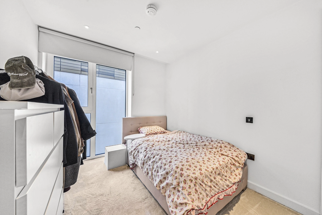2 bedrooms apartments/flats for sale in Fountain Park Way, White City - W12 view 12