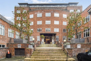 Upper Richmond Road, Putney - SW15 view 1