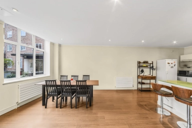 Upper Richmond Road, Putney - SW15 view 15