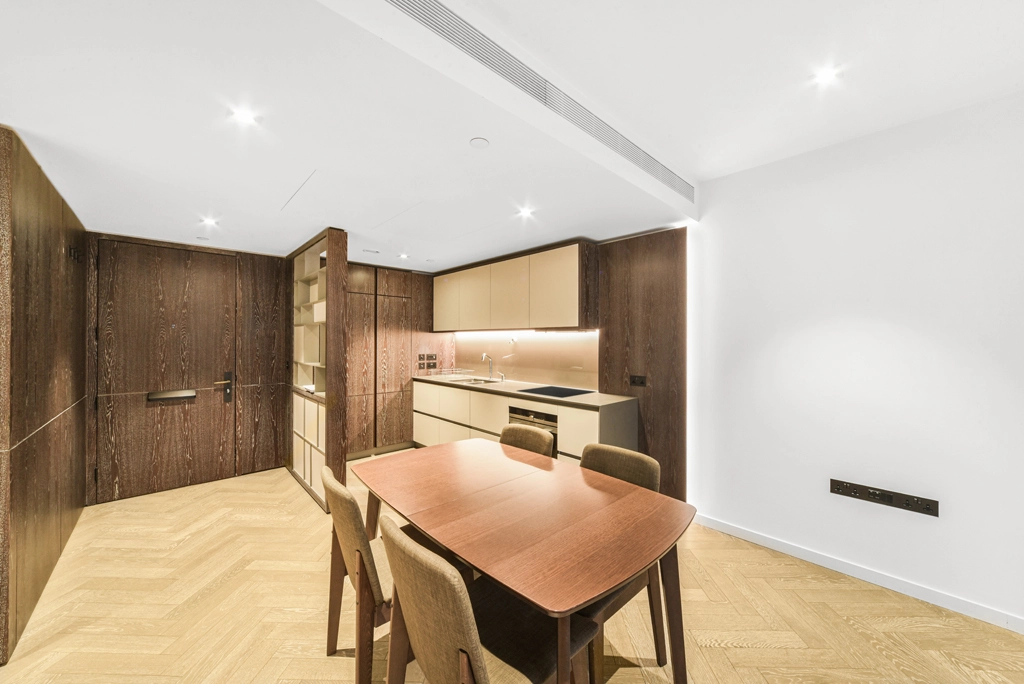 2 bedrooms apartments/flats for sale in Circus Road West, Vauxhall - SW11 view 10