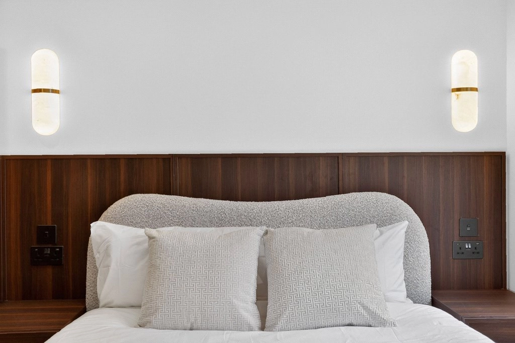 2 bedrooms apartments/flats for sale in William Morris Way, Imperial Wharf - SW6 view 18