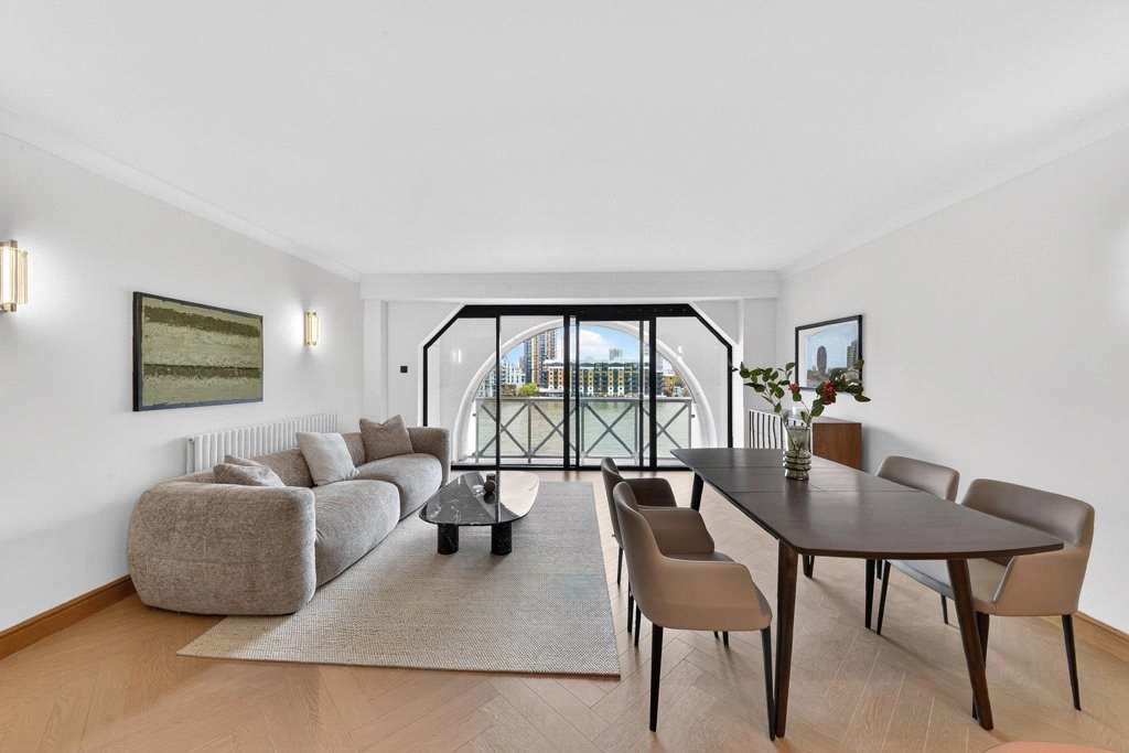 2 bedrooms apartments/flats for sale in William Morris Way, Imperial Wharf - SW6 view 3