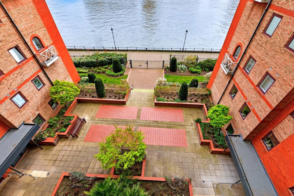 2 bedrooms apartments/flats for sale in William Morris Way, Imperial Wharf - SW6 view 24