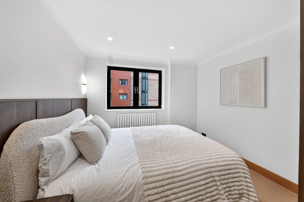 2 bedrooms apartments/flats for sale in William Morris Way, Imperial Wharf - SW6 view 17