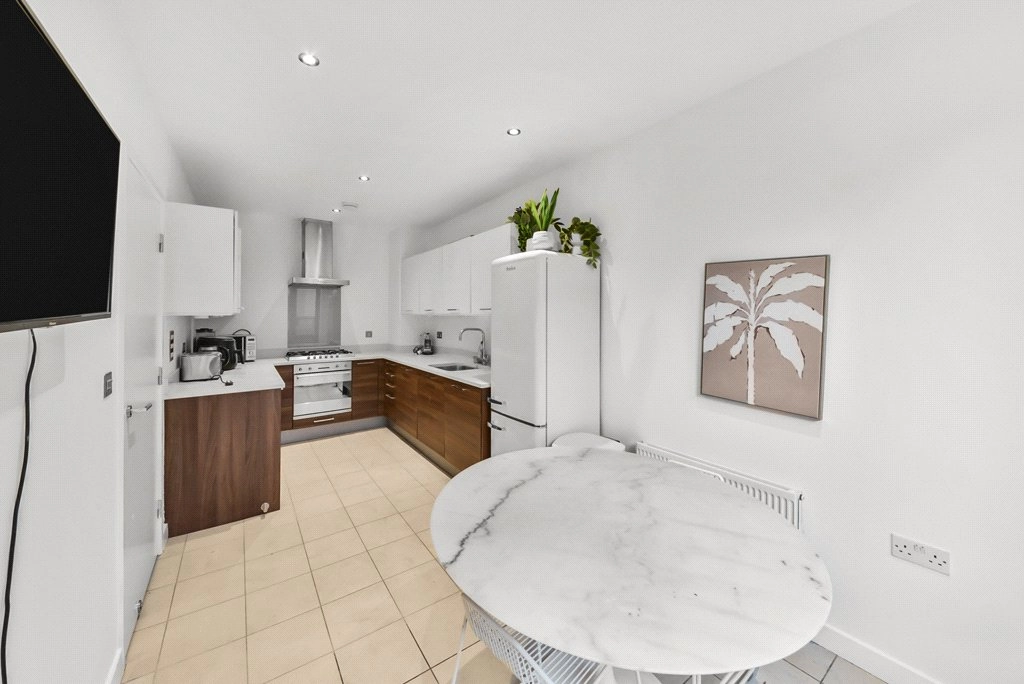 3 bedrooms houses for sale in Elbe Street, Fulham - SW6 view 3