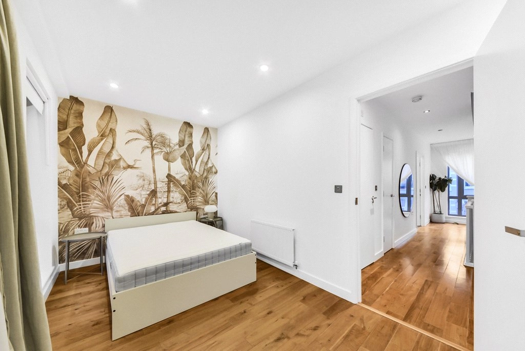 3 bedrooms houses for sale in Elbe Street, Fulham - SW6 view 14
