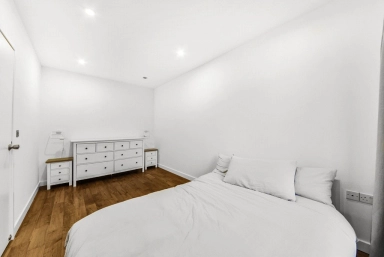 Elbe Street, Fulham - SW6 view 12