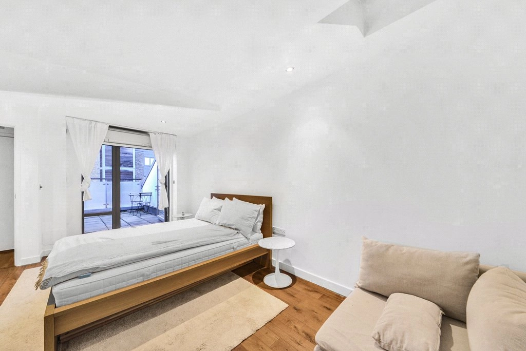 3 bedrooms houses for sale in Elbe Street, Fulham - SW6 view 5