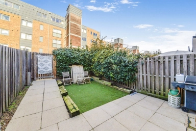 Elbe Street, Fulham - SW6 view 18