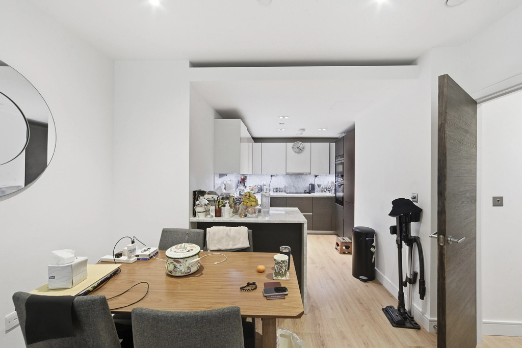 2 bedrooms apartments/flats for sale in Glenthorne Road, Hammersmith - W6 view 11