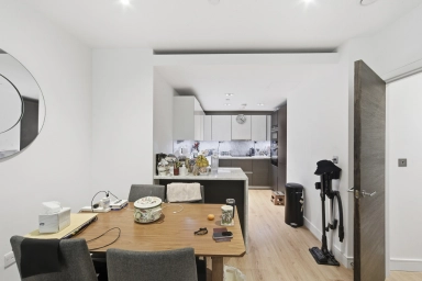 Glenthorne Road, Hammersmith - W6 view 11