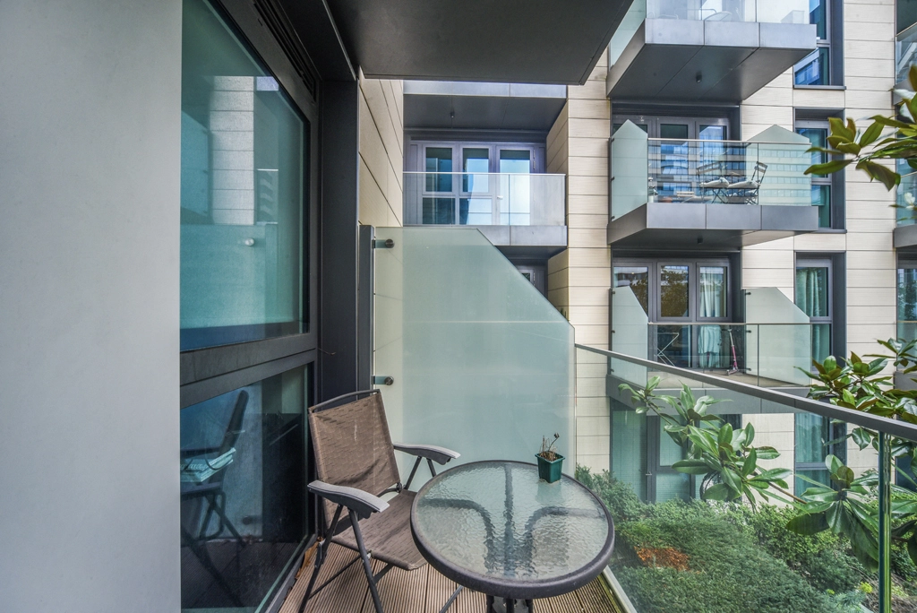 2 bedrooms apartments/flats for sale in Glenthorne Road, Hammersmith - W6 view 15