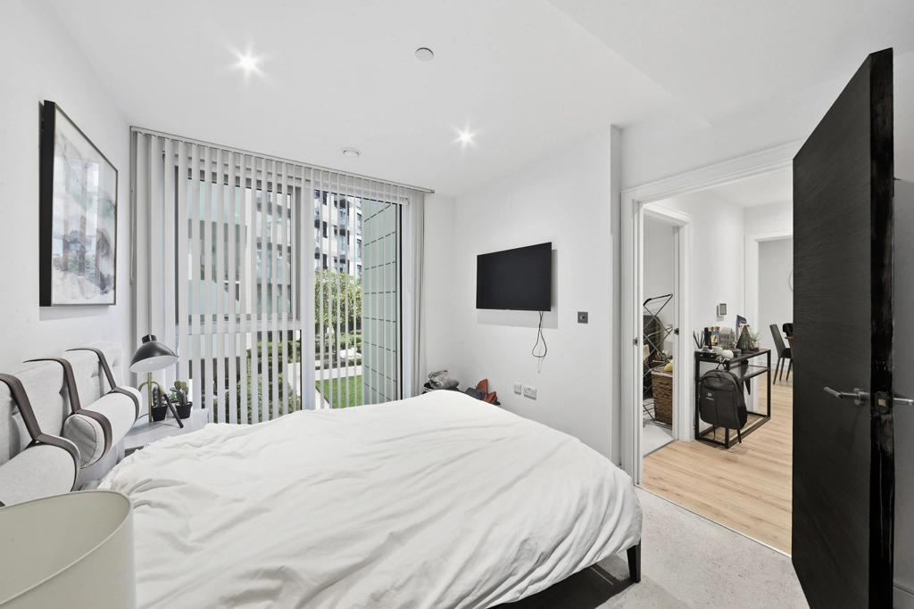 2 bedrooms apartments/flats for sale in Glenthorne Road, Hammersmith - W6 view 4