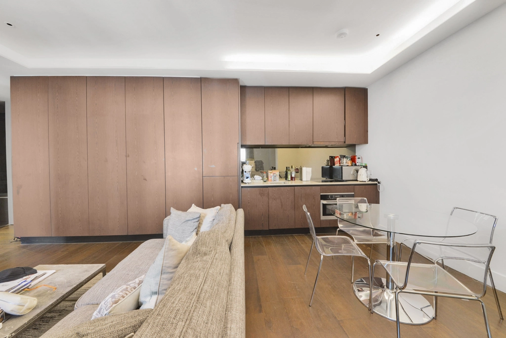 1 bedroom apartments/flats for sale in Artillery Row, Westminster - SW1P view 4