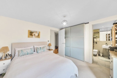 Great West Road, Hammersmith - W6 view 14