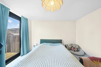 Great West Road, Hammersmith - W6 view 17