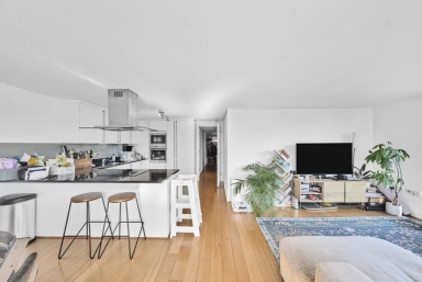 Great West Road, Hammersmith - W6 view 13