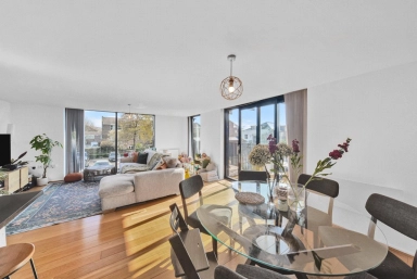 Great West Road, Hammersmith - W6 view 9