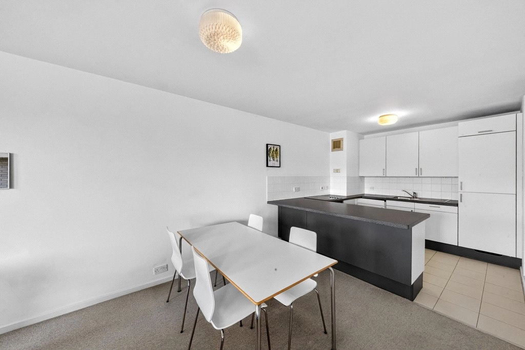 1 bedroom apartments/flats for sale in Nine Elms Lane, Nine Elms - SW8 view 11