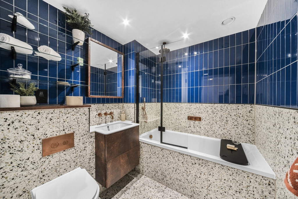 1 bedroom apartments/flats for sale in Monarch Square, Wandsworth - SW11 view 6