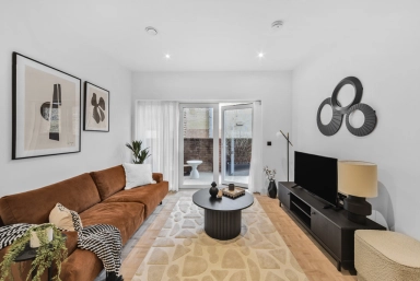 Monarch Square, Wandsworth - SW11 view 2