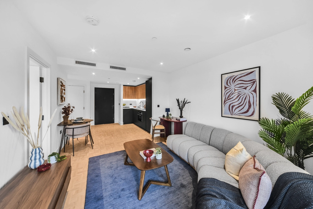 1 bedroom apartments/flats for sale in Danvers Avenue, Battersea - SW11 view 3