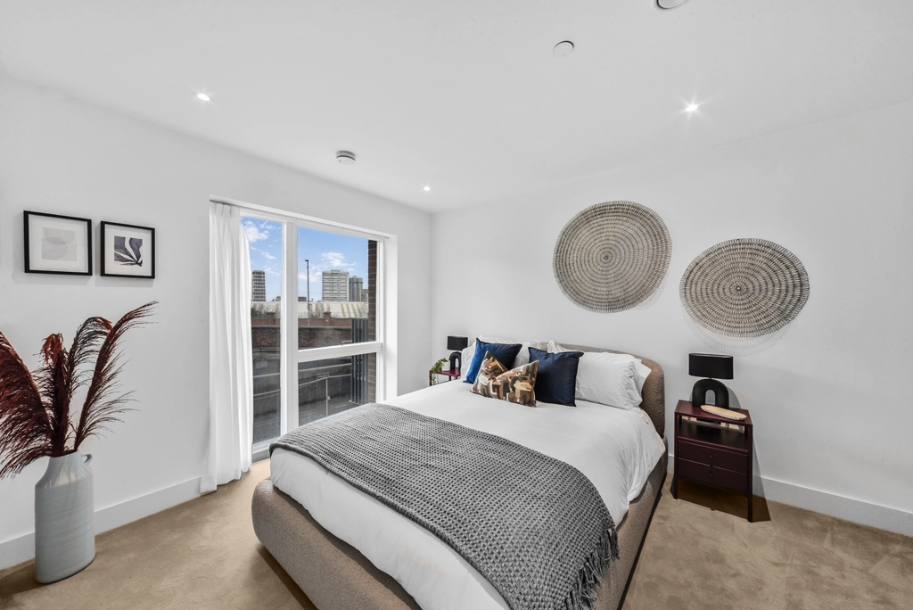 1 bedroom apartments/flats for sale in Danvers Avenue, Battersea - SW11 view 4