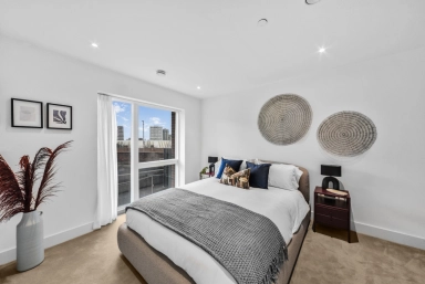 Danvers Avenue, Battersea - SW11 view 4