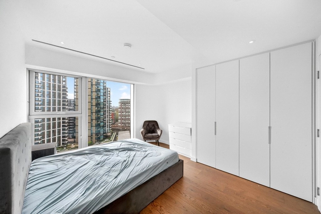 1 bedroom apartments/flats for sale in Electric Boulevard, Nine Elms - SW11 view 6