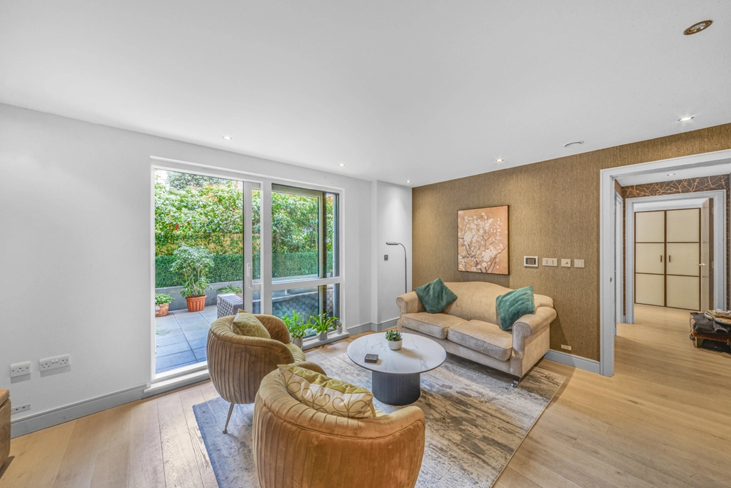 2 bedrooms apartments/flats for sale in Park Street, Fulham - SW6 view 2