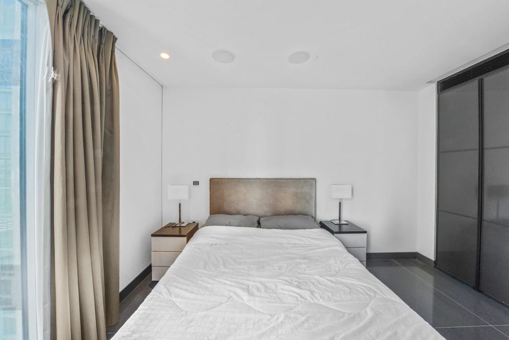 1 bedroom apartments/flats for sale in St. George Wharf, Nine Elms - SW8 view 6