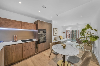 Exchange Gardens, Vauxhall - SW8 view 4